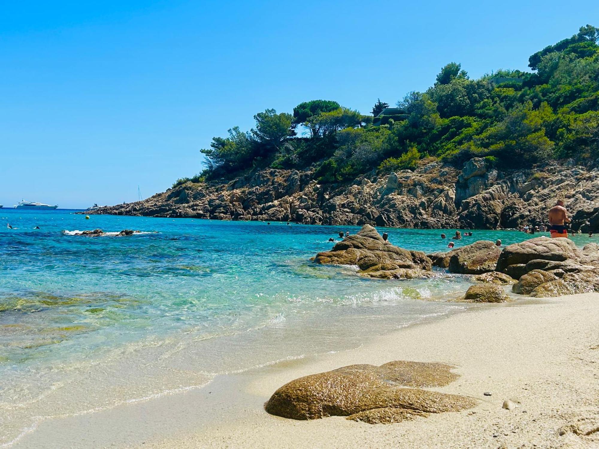 Les Restanques Vue Mer Roses 1070 Rez De Jardin Grimaud Zewnętrze zdjęcie