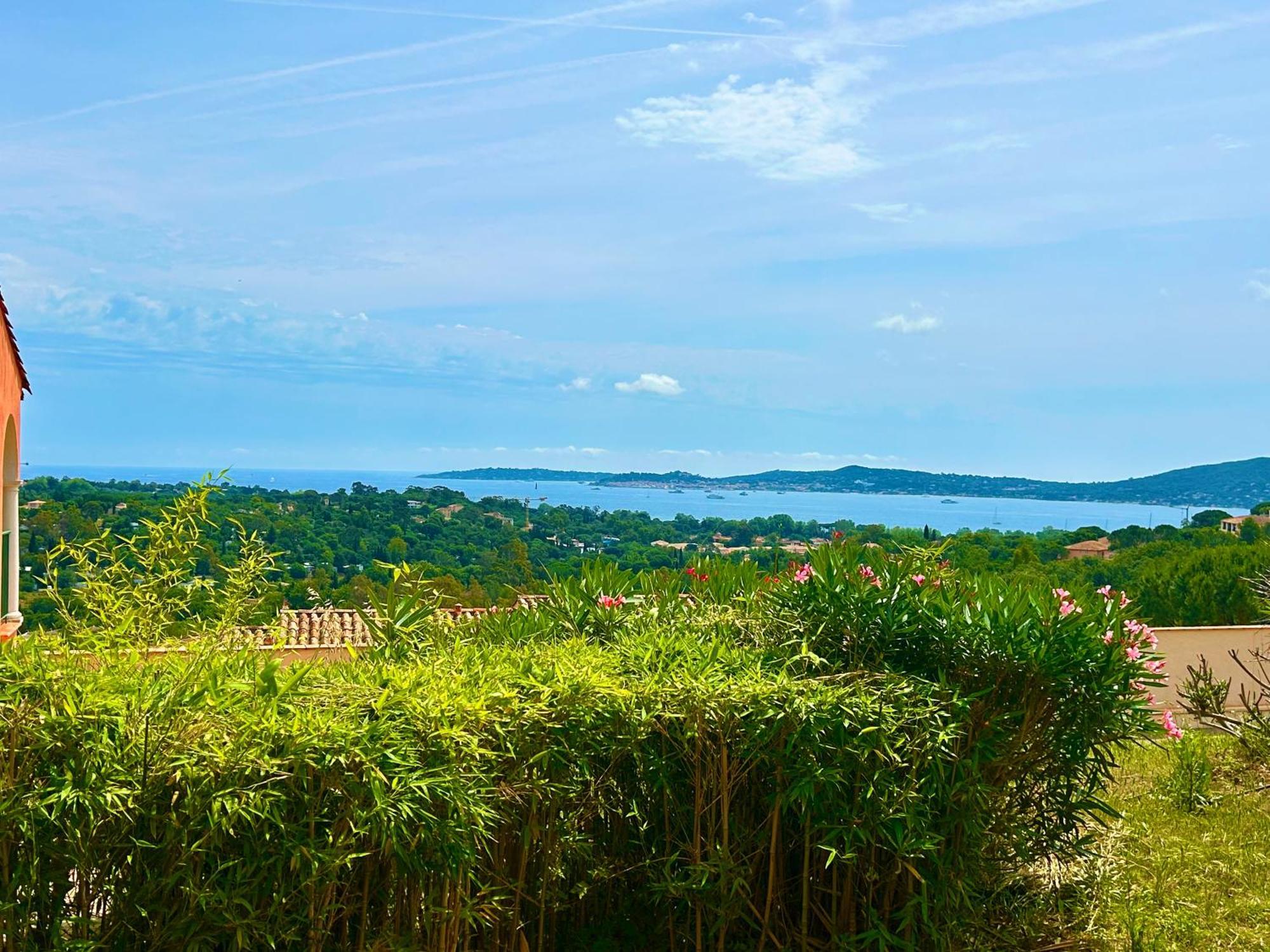 Les Restanques Vue Mer Roses 1070 Rez De Jardin Grimaud Zewnętrze zdjęcie